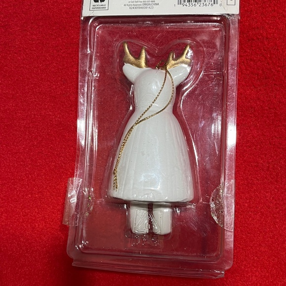 🎄 White & Gold Ceramic Bell Ornaments – Set of 3 (Reindeer, Tree & Santa) – NEW - Picture 11 of 12